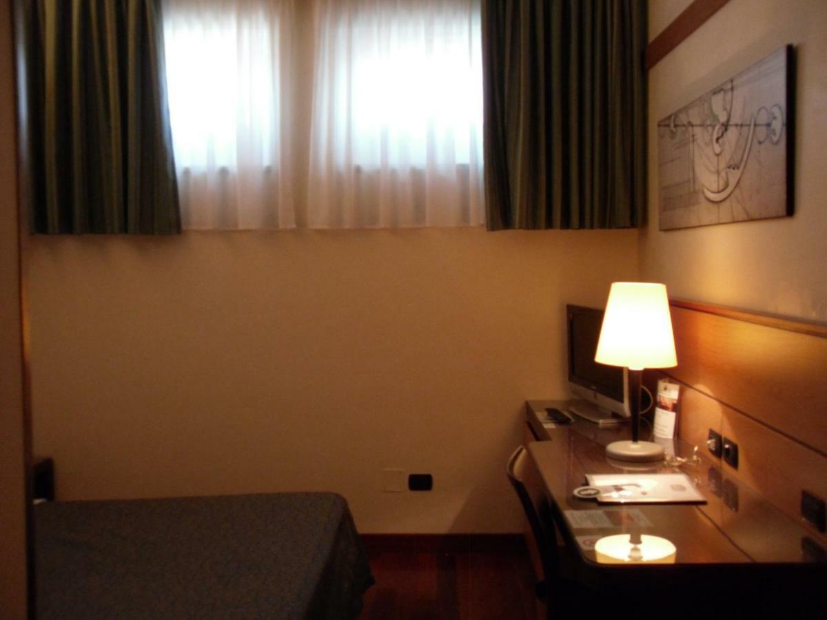 Best Western Hotel Dei Cavalieri بارليتا المظهر الخارجي الصورة